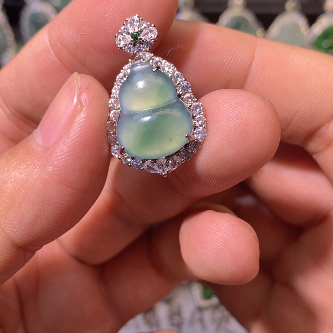 翡翠未镶嵌颈饰天然