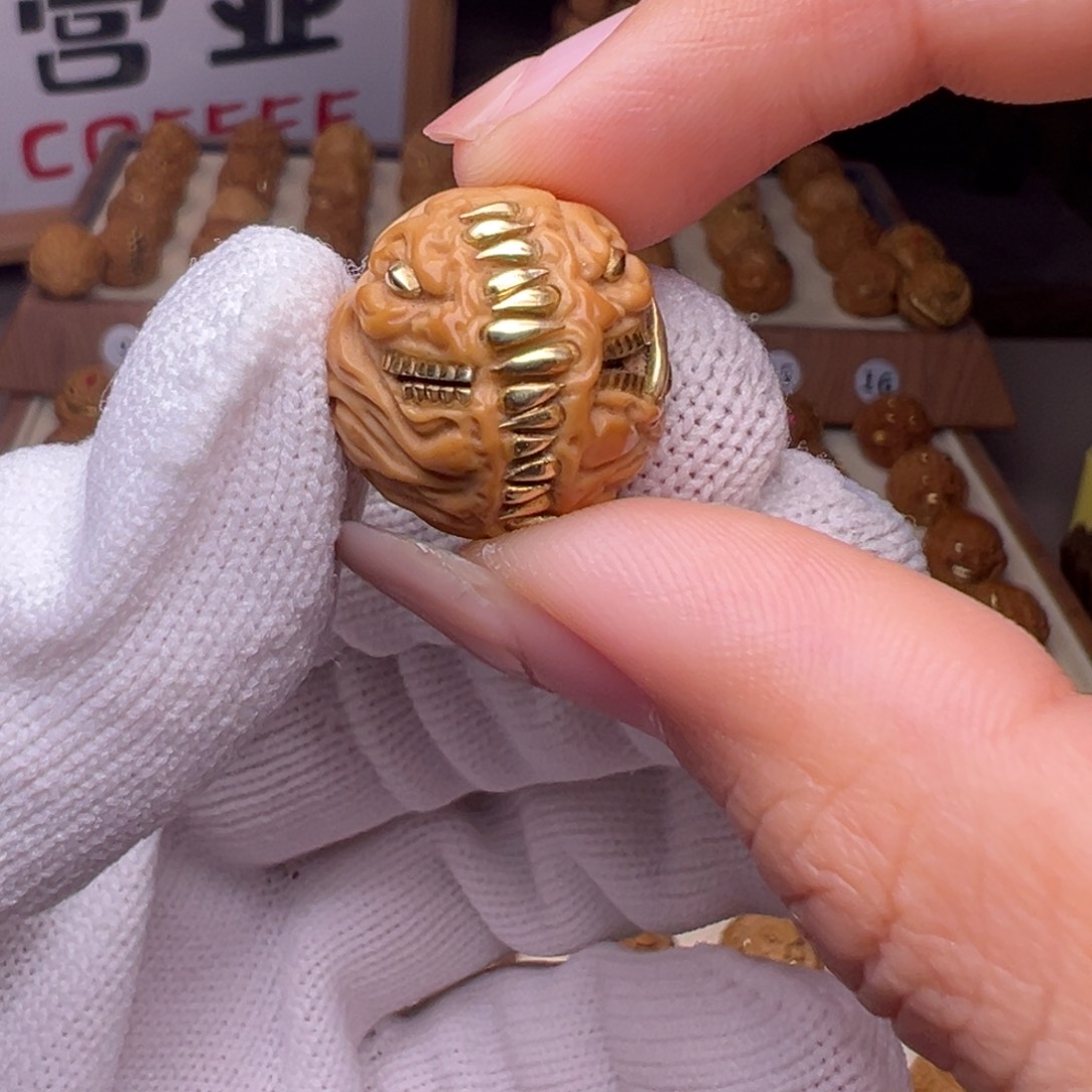 把件猴头核桃镶嵌款吞噬一念恶僧全品有正常封口线