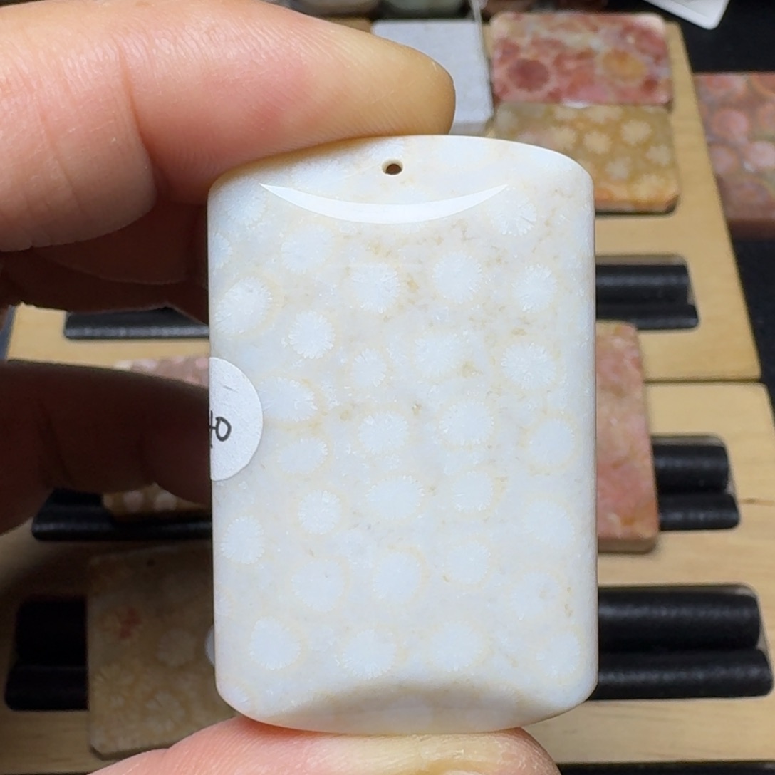 硅化玉纯天然色有机玉石未镶嵌