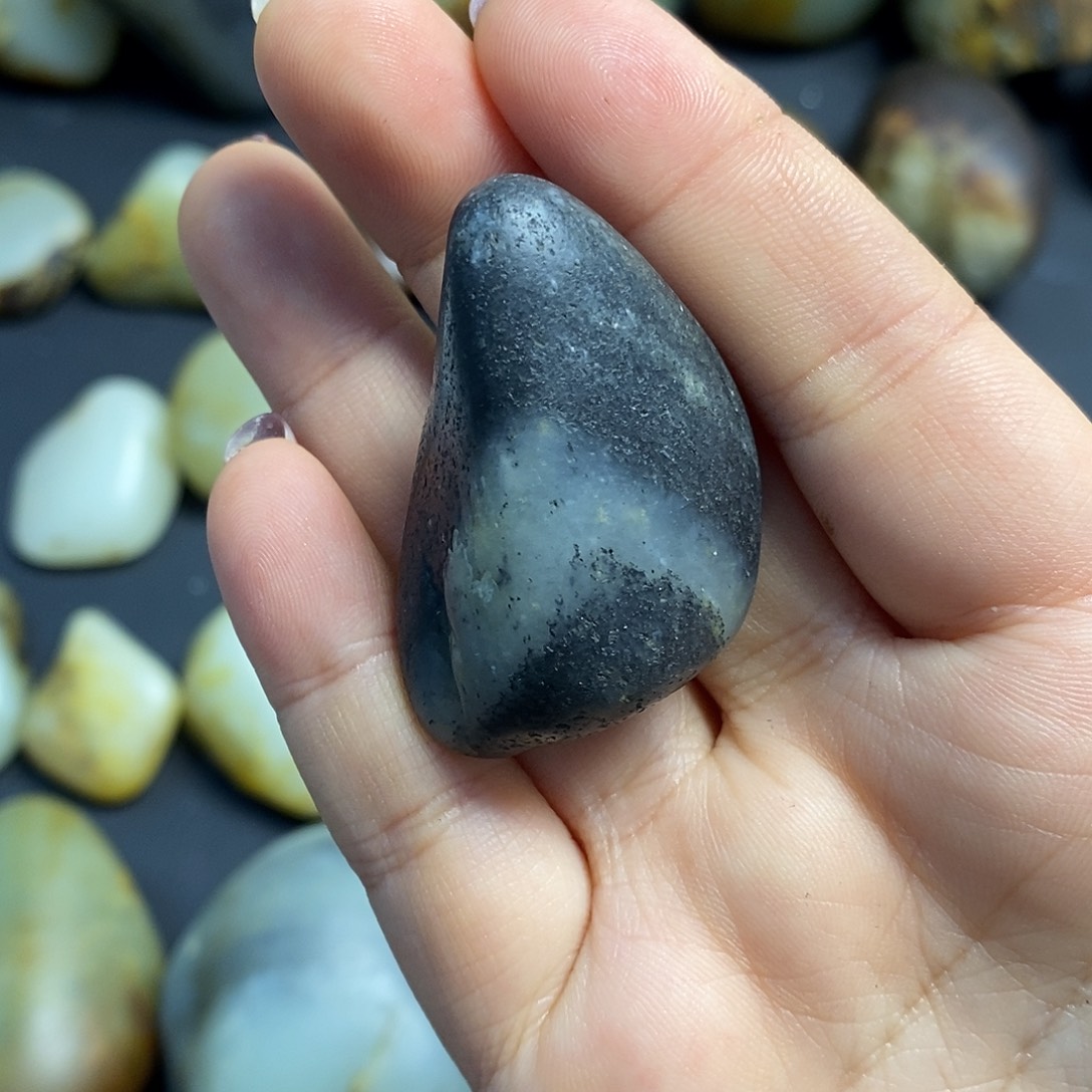 倔***子和田玉（糖玉）未镶嵌挂件