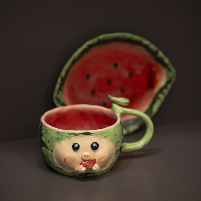 327立体西瓜带把手杯碟套组