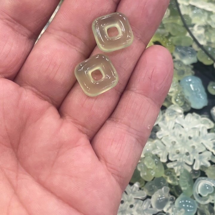 蛇纹石玉合金颈饰