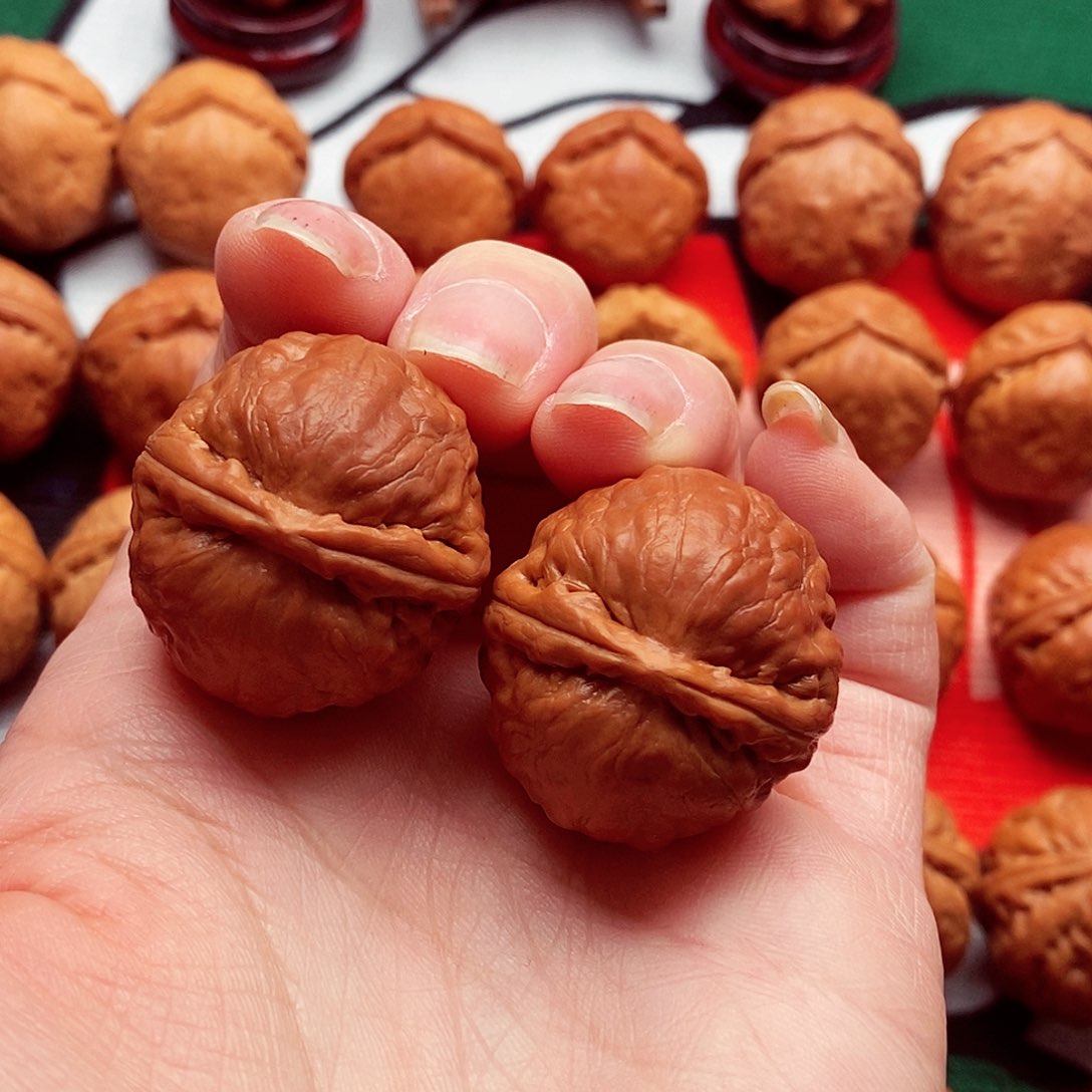 文玩核桃把件麒麟珠