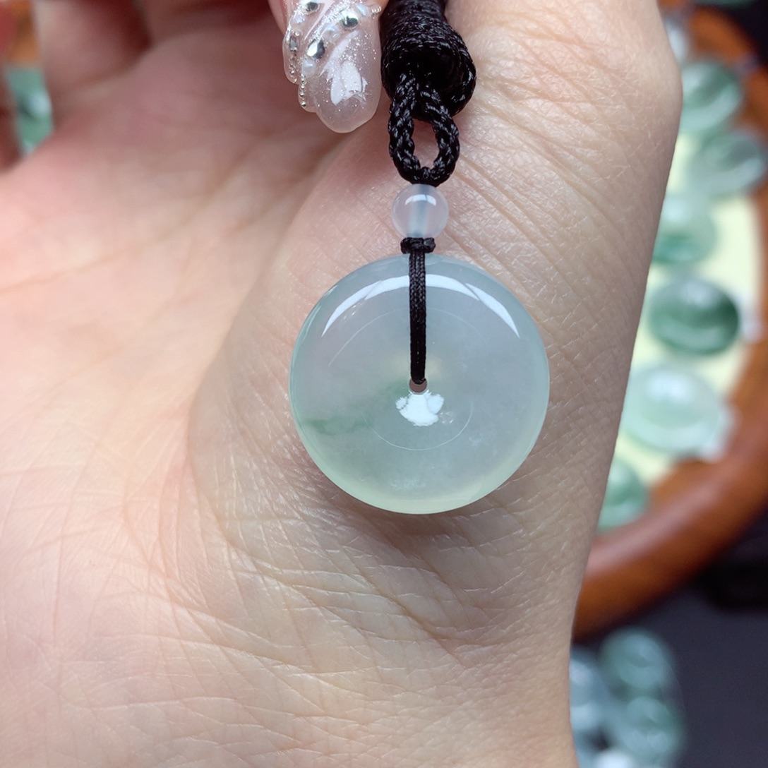 翡翠未镶嵌颈饰吊坠19/5.3mm