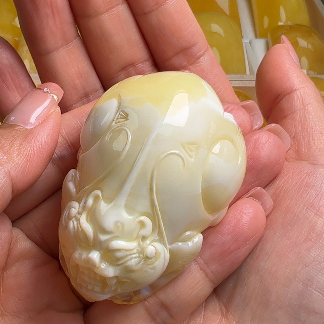 蜜蜡吊坠(不含链)未镶嵌无优化