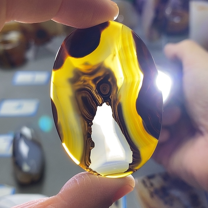 玛瑙/玉髓未镶嵌珠宝半成品64