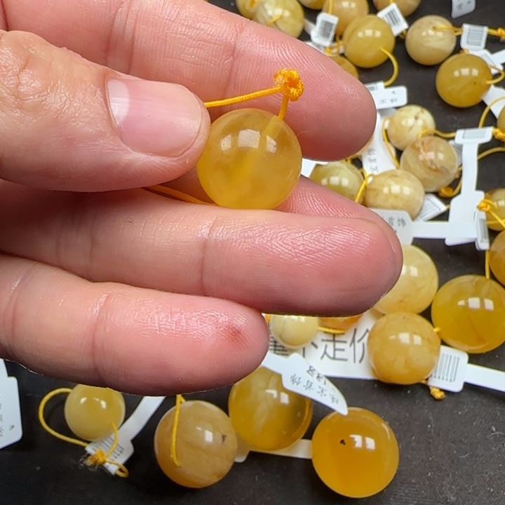 笑***湖蜜蜡未镶嵌裸石卡17编号36