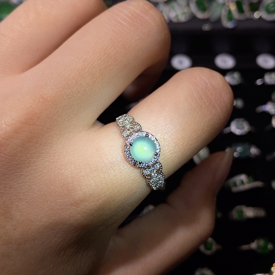 翡翠未镶嵌颈饰天然