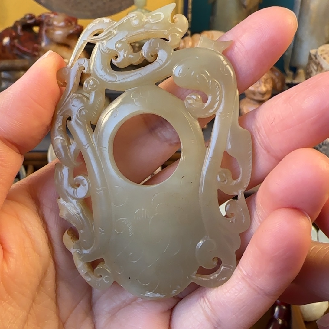 c***’和田玉（糖玉）未镶嵌颈饰