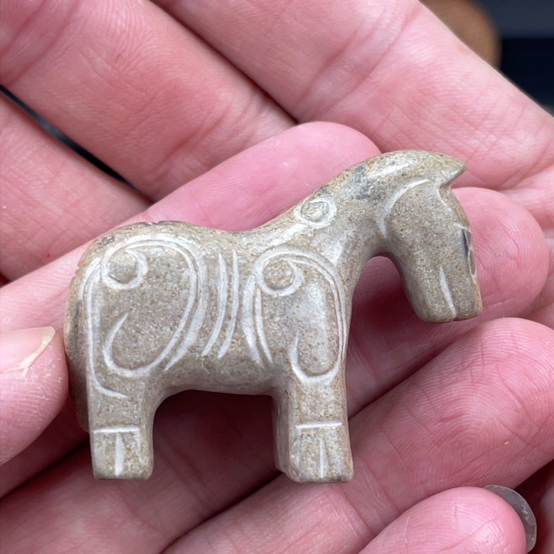 和田玉（糖玉）颈饰未镶嵌