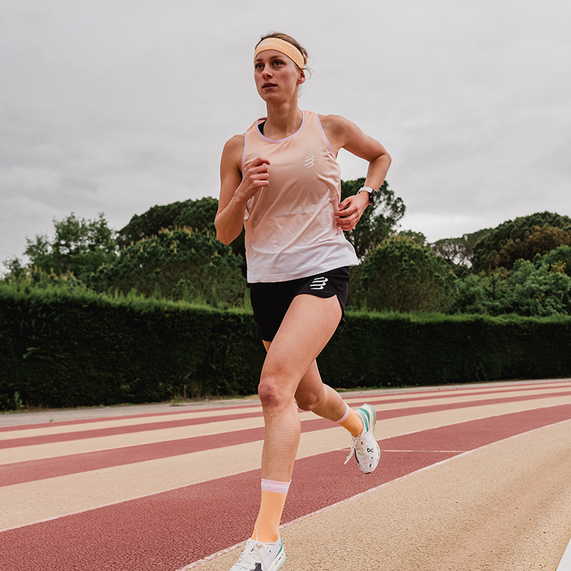 Compressport女士跑步背心透气马拉松PERFORMANCE SINGLET W