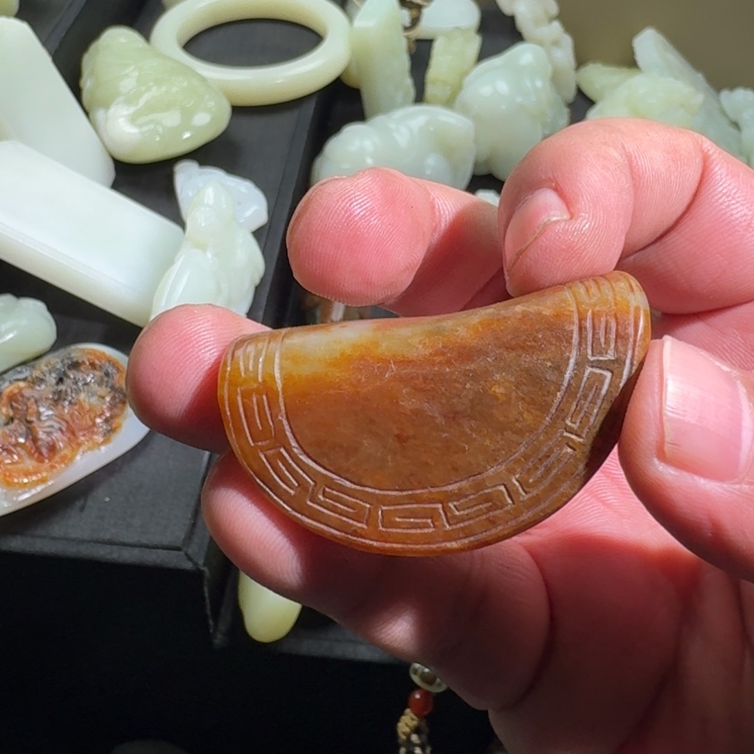 和田玉颈饰未镶嵌倾*