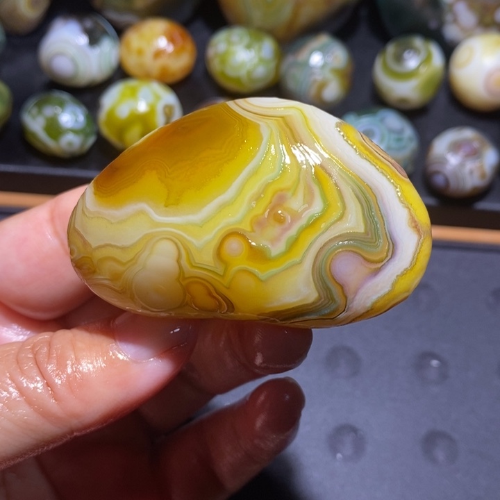 未镶嵌玛瑙/玉髓珠宝半成品26
