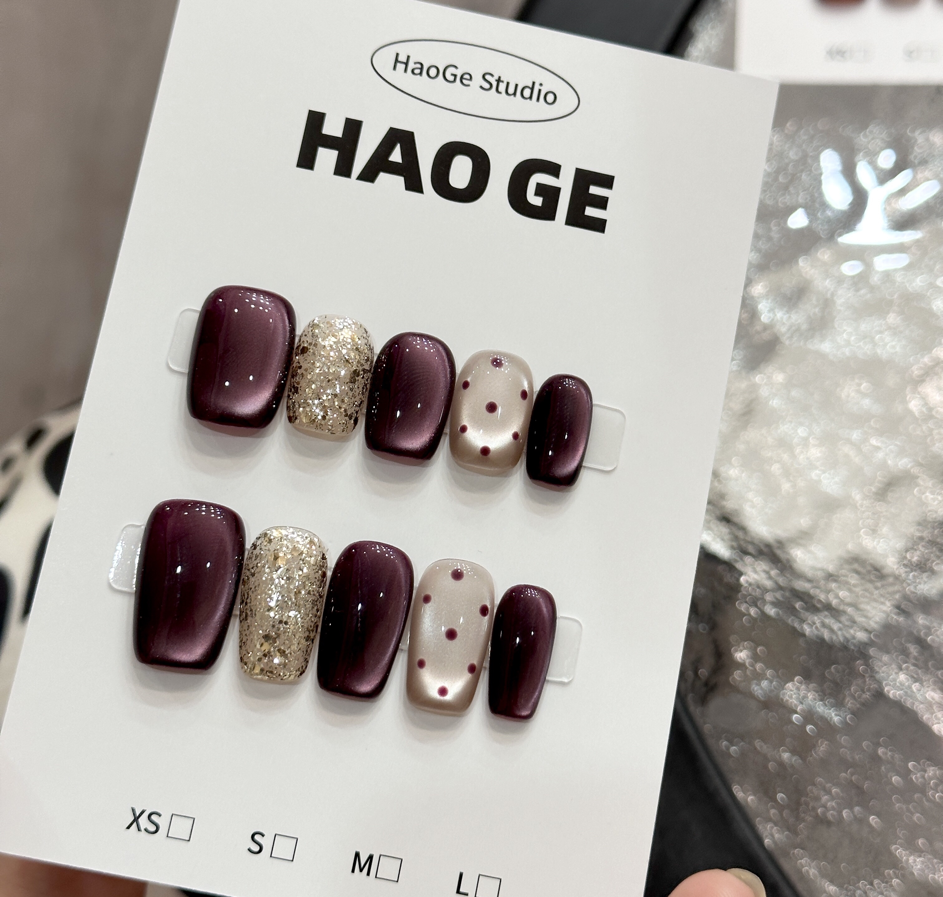 【伊犁河谷】秋冬紫色冰透猫眼显白穿戴甲短款纯手工打造高级感美甲