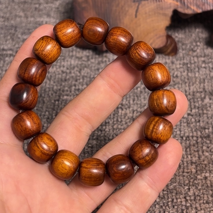 黄花梨/降香黄檀6****。6875