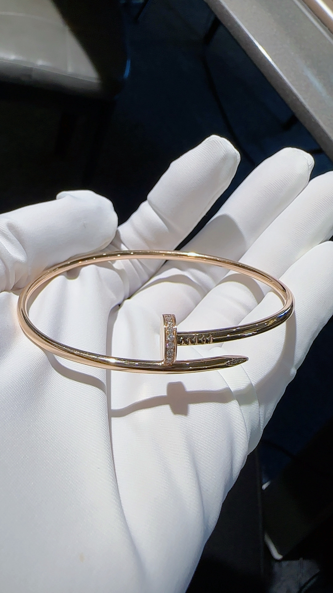 18K金钻石钉子手镯