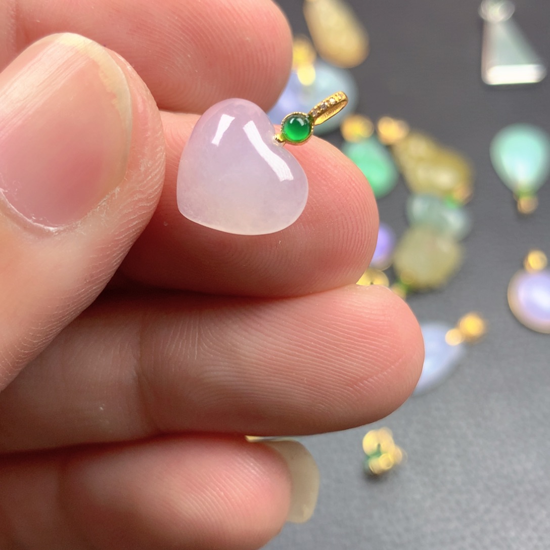 【闪购商品】颈饰18K金镶嵌翡翠翡翠