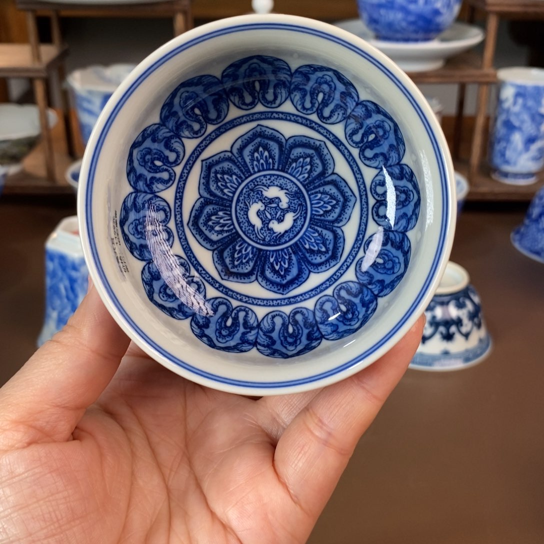 景德镇陶瓷手工手绘