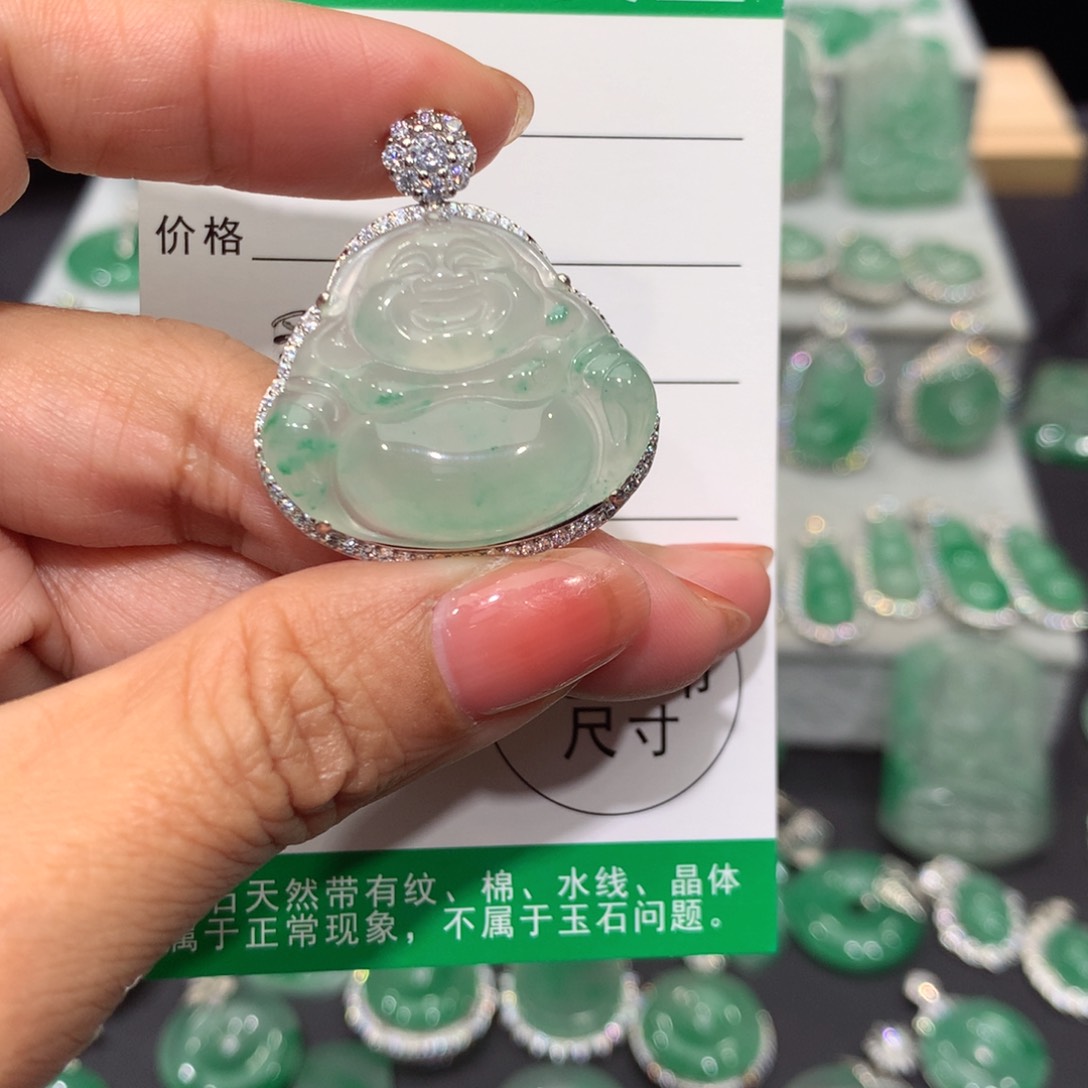颈饰银S925镶嵌石英质玉（非洲翠）