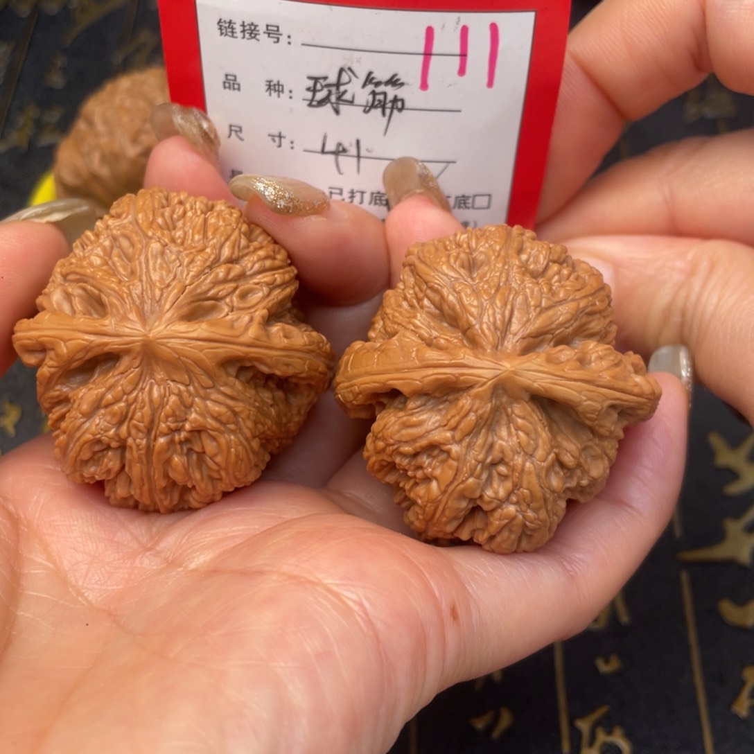 桃核吊坠文玩的好