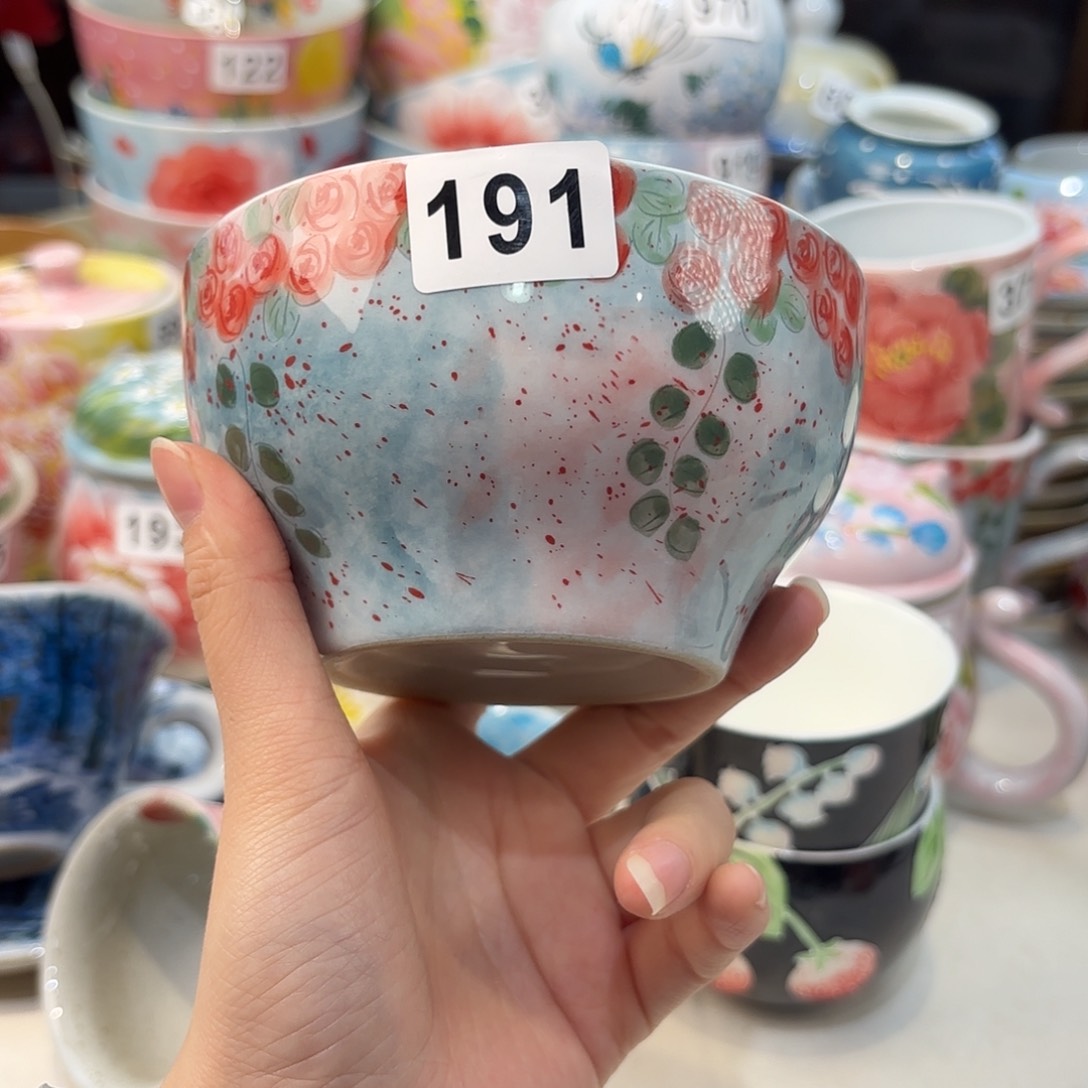 瓷片兔兔好可爱啊我