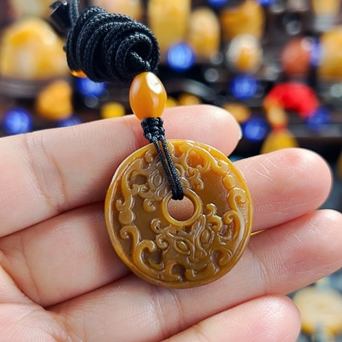 田黄石博古挂件吊坠