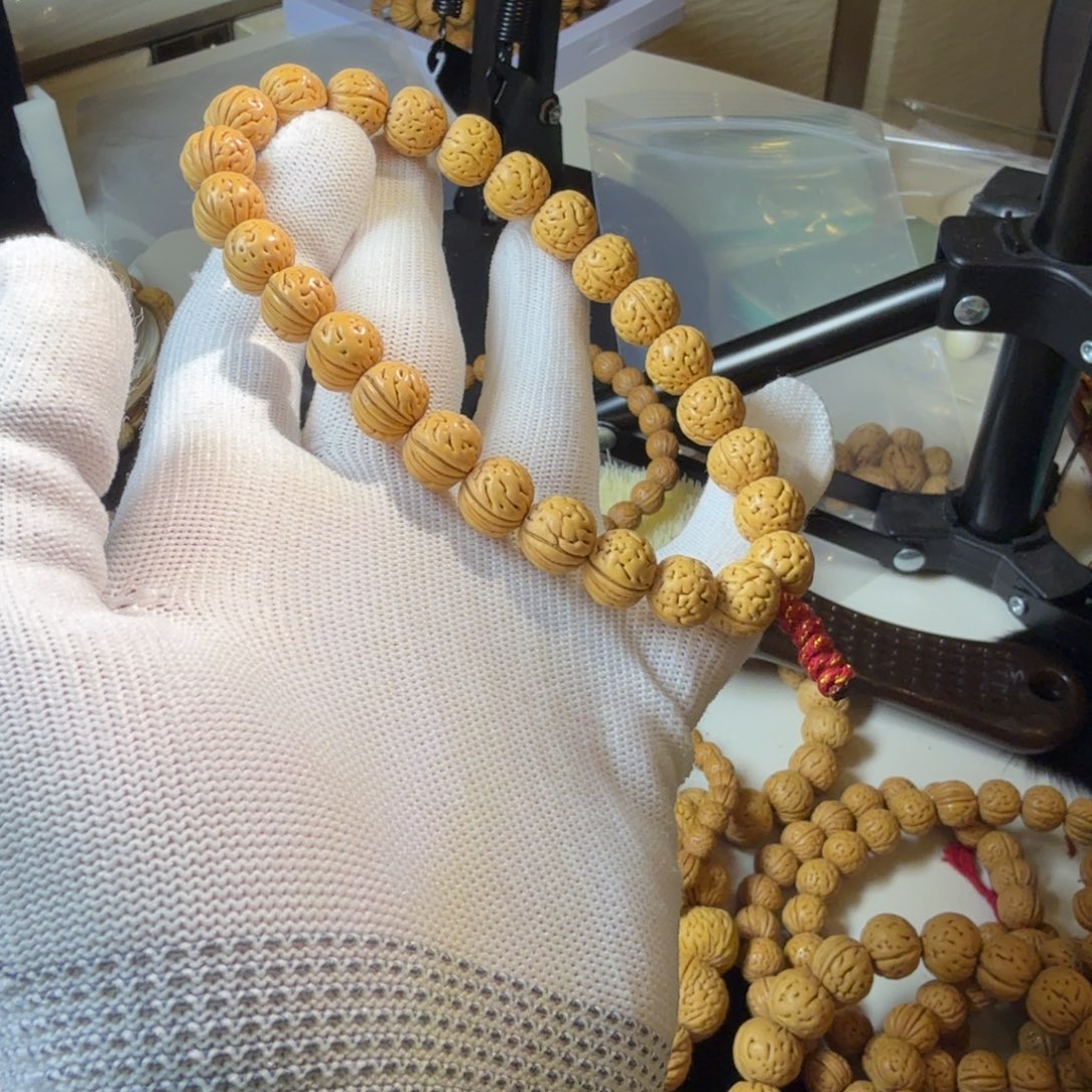 搞***涂吊坠桃核11X10.8X9.8东北野生桃核 肥脐