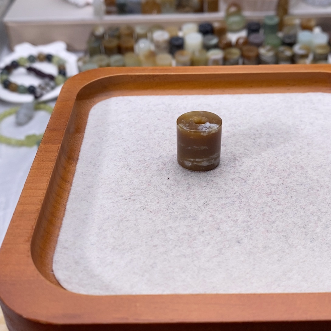 w***m和田玉未镶嵌颈饰买断不退换