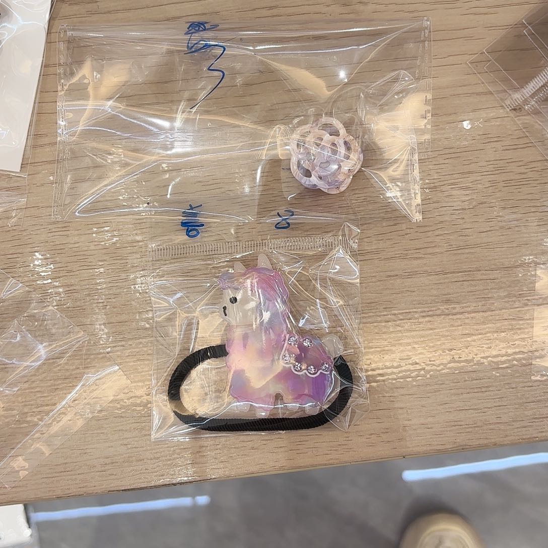 皮质铁合金2个发饰