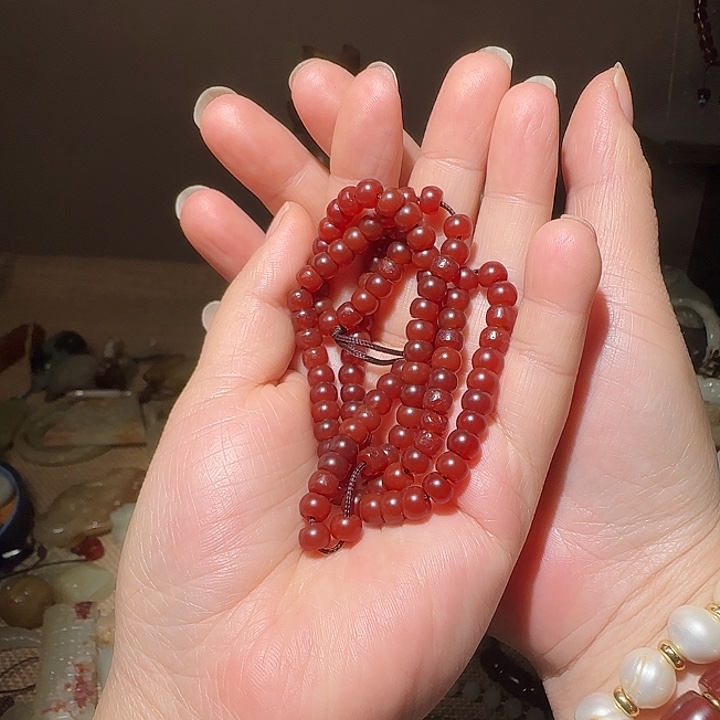 白***亮玛瑙/玉髓未镶嵌手链