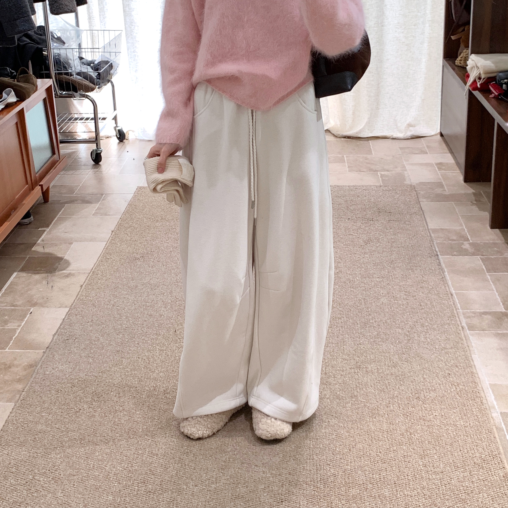 韩系米色松紧腰抽绳休闲裤女2025秋冬新加绒高腰显瘦直筒裤