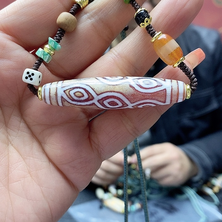 玛瑙/玉髓颈饰合金