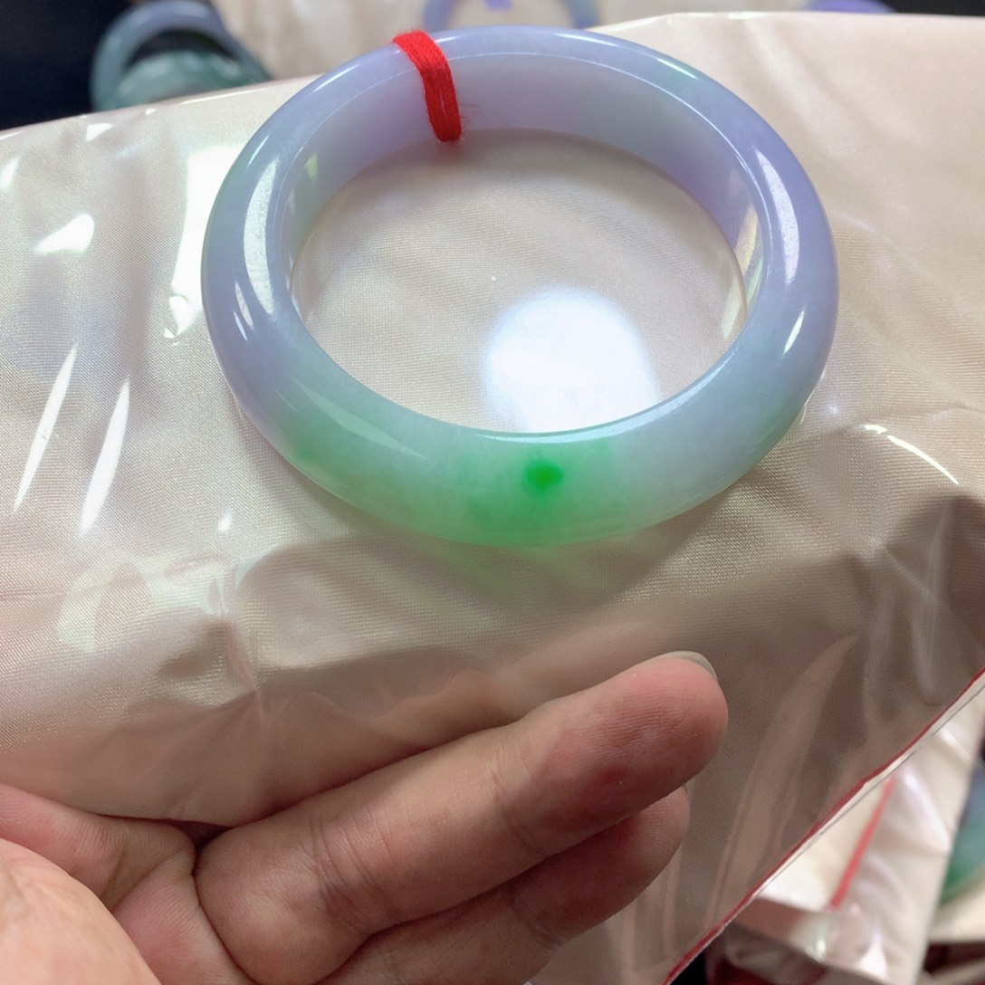 翡翠未镶嵌手镯翡翠
