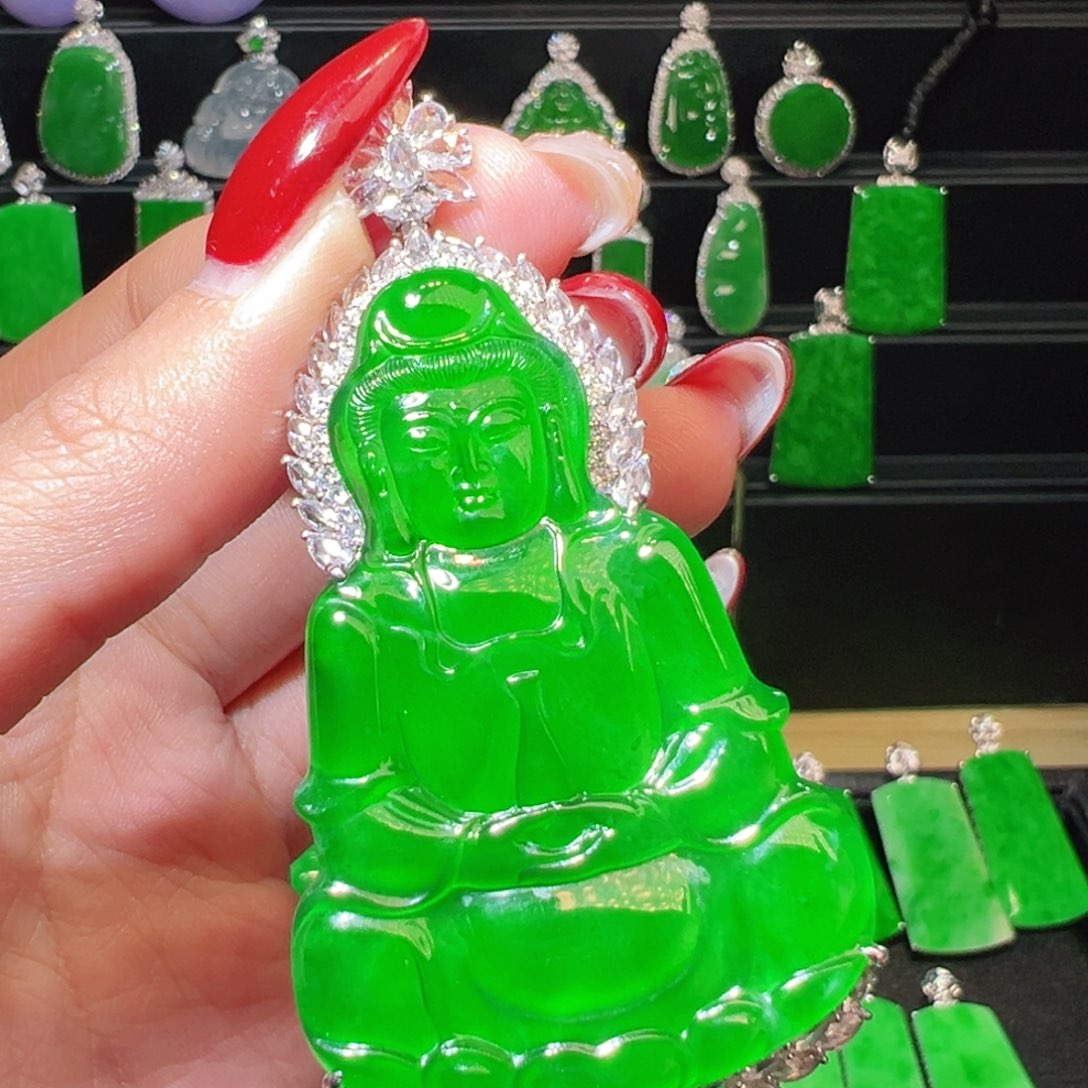 翡翠吊坠(不含链)18K金镶嵌观音