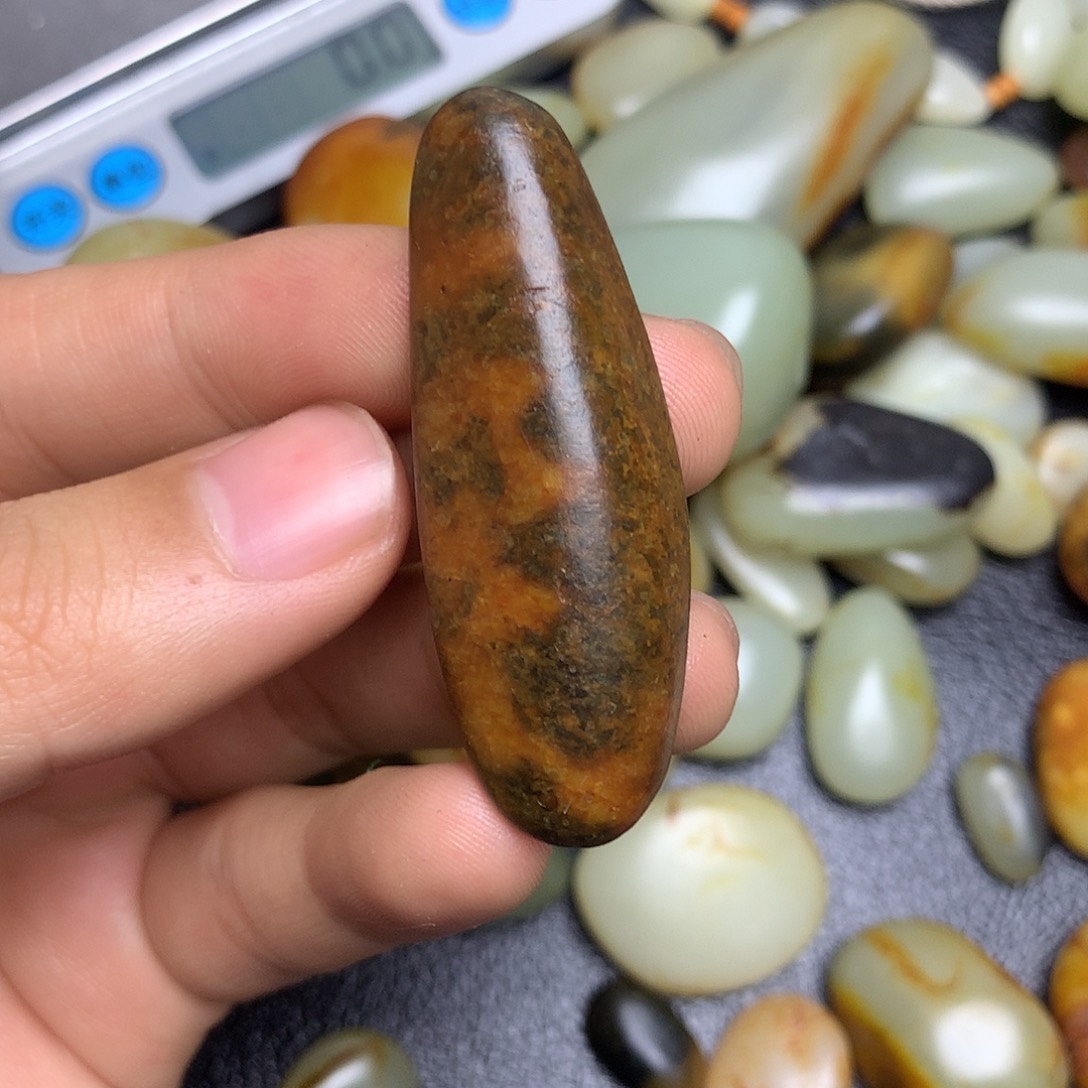 和田玉未镶嵌摆件