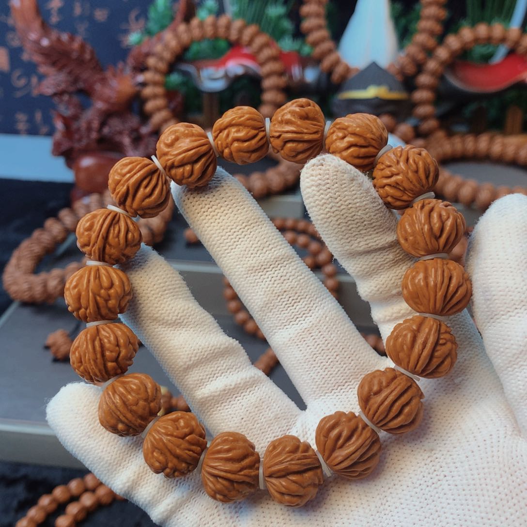 桃核吊坠秦岭龙纹