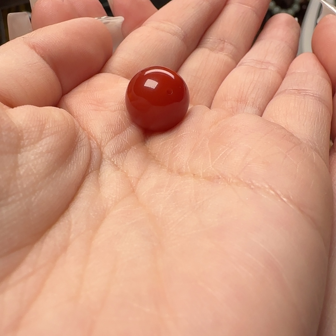 初***见和田玉未镶嵌颈饰