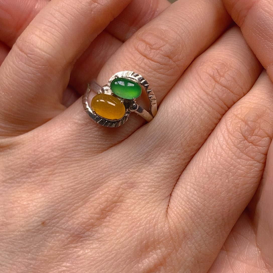 翡翠耳饰未镶嵌翡翠蛋面