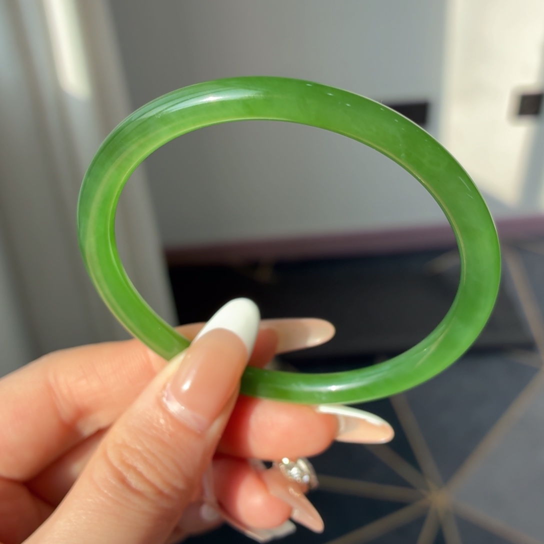 和田玉未镶嵌手镯正阳绿色正美人条13