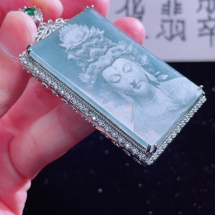 翡翠颈饰未镶嵌99999999