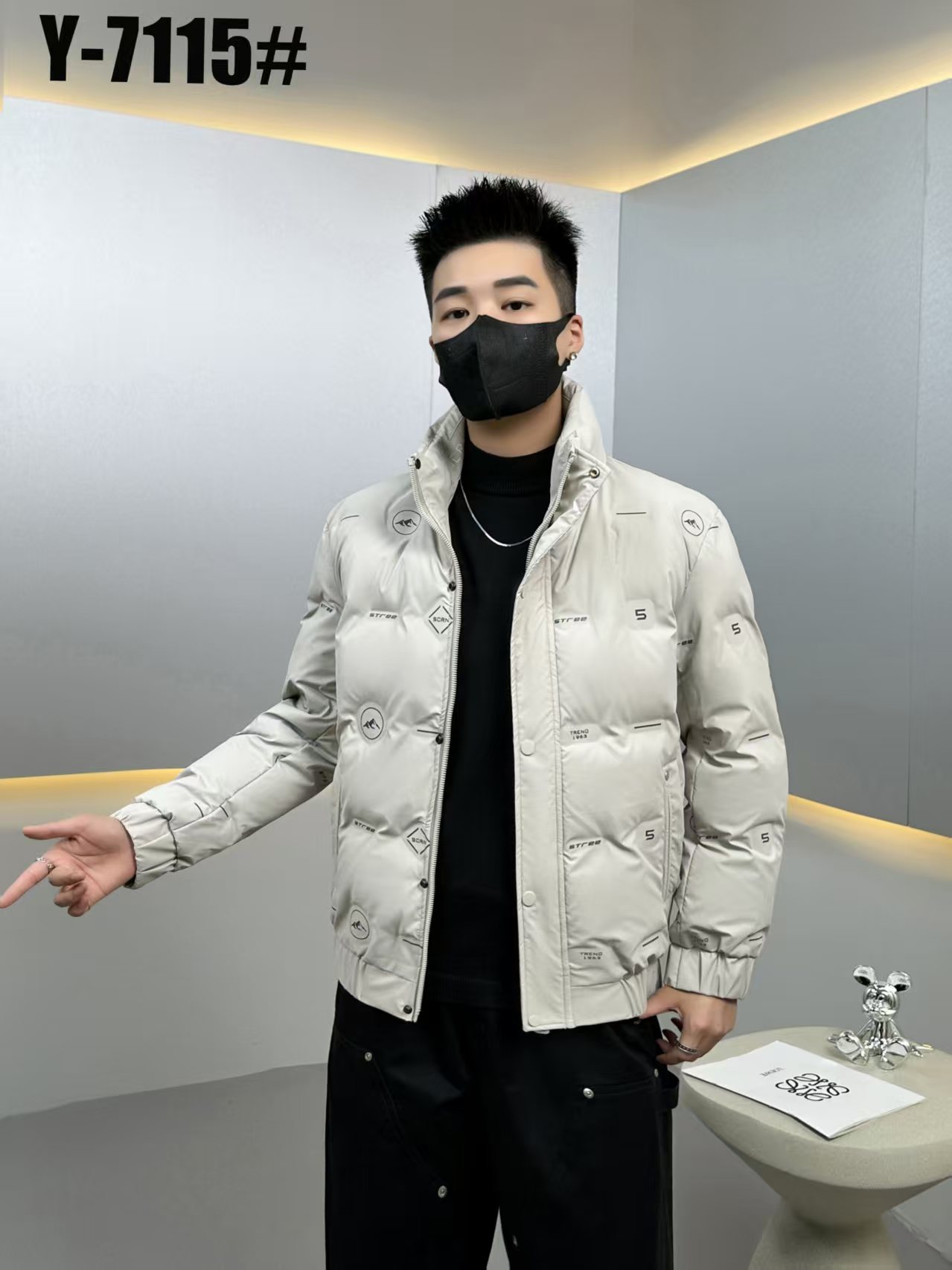 男士冬季新款休闲立领免洗羽服7115