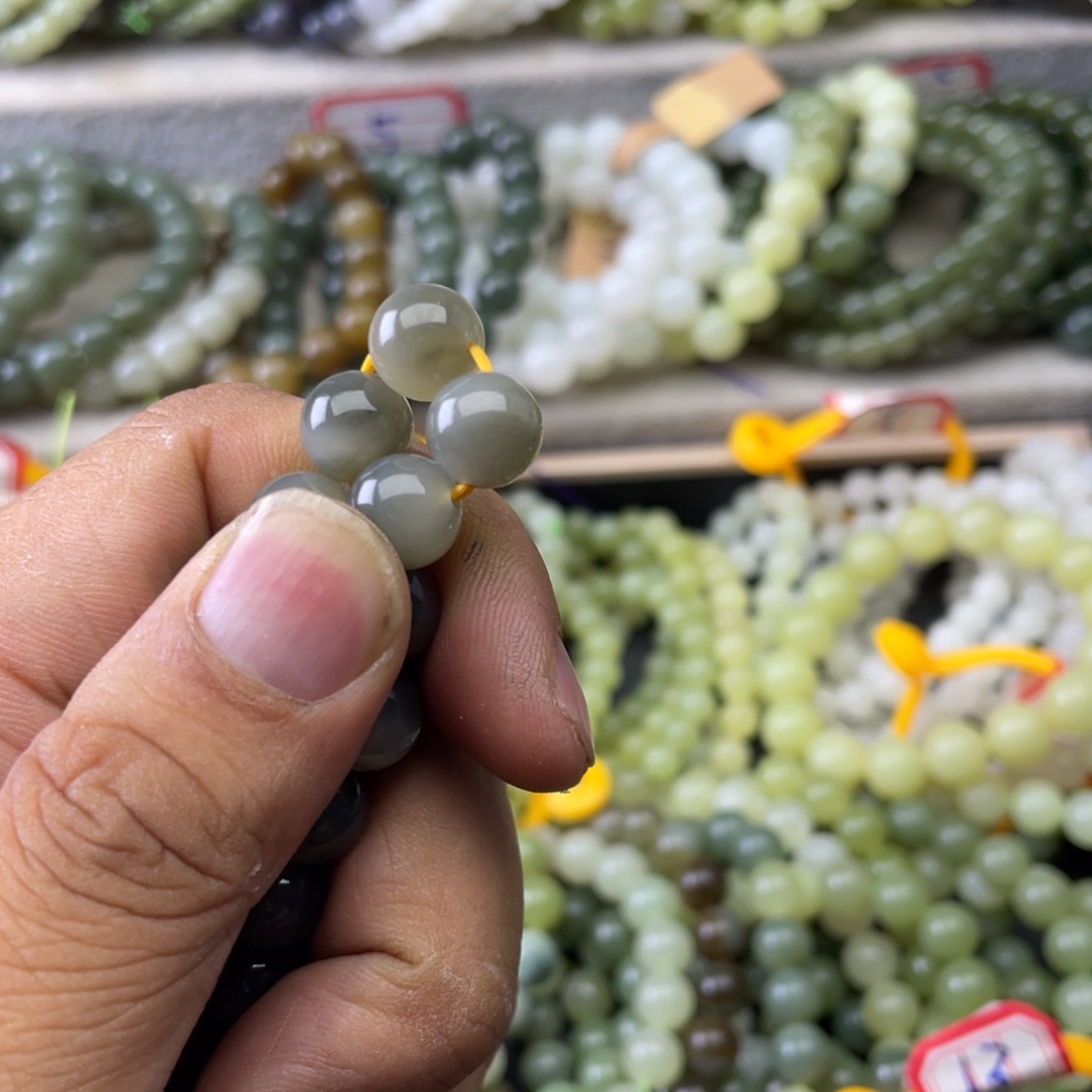 海***湖手链未镶嵌和田玉