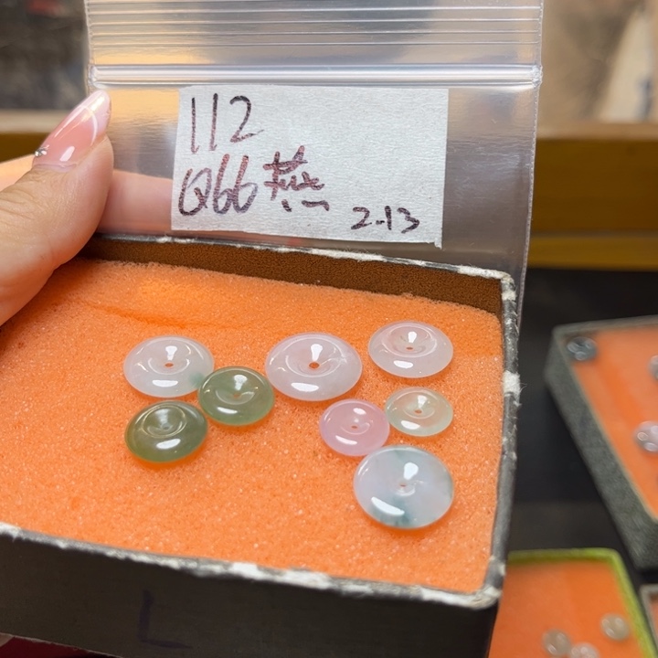 定制翡翠未镶嵌燕***稼