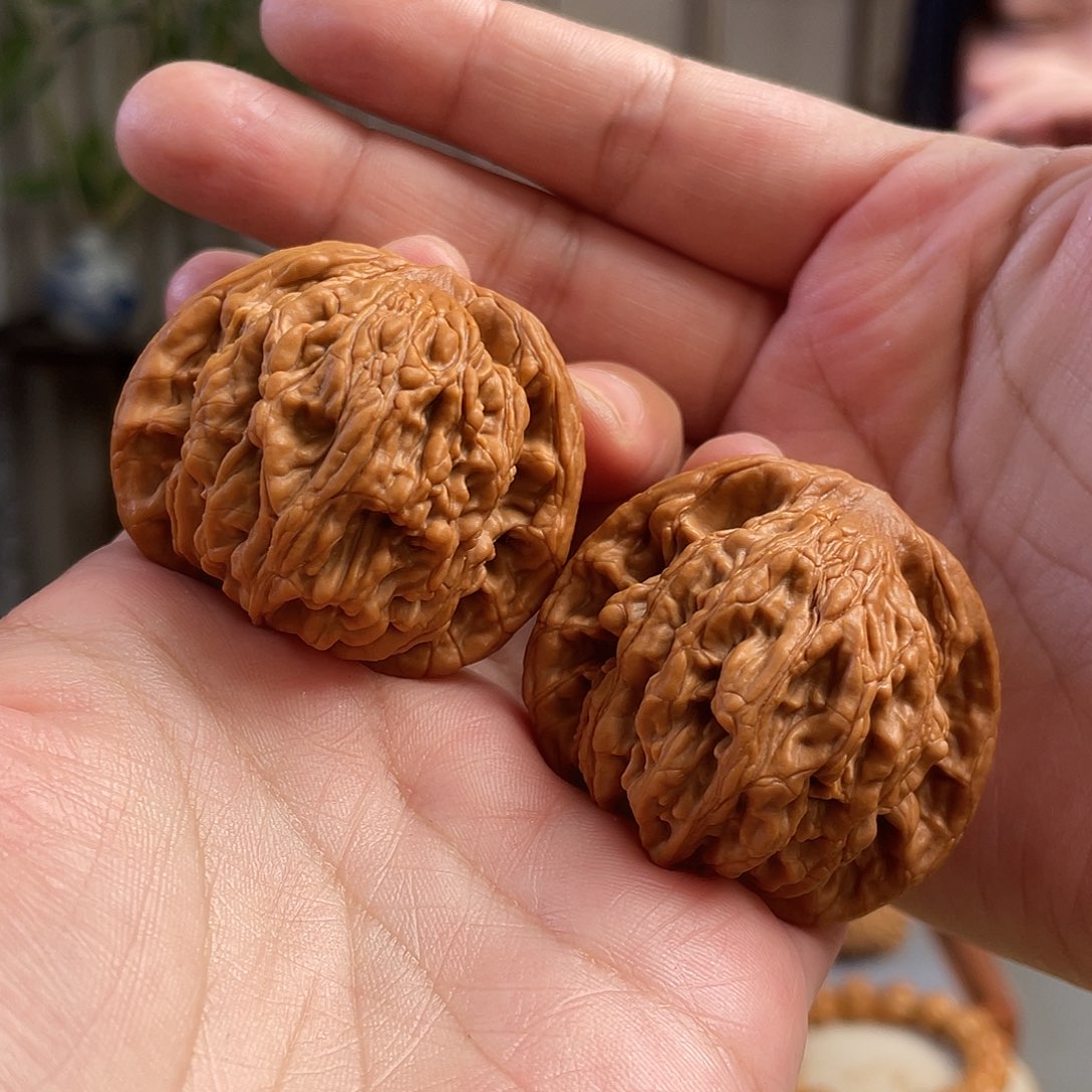 桃核把件45×43全品粗筋虎头CN0530已打底