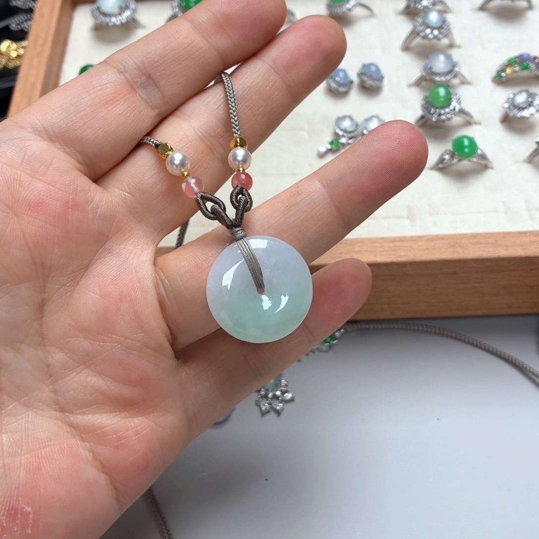 翡翠未镶嵌颈饰翡翠平安扣