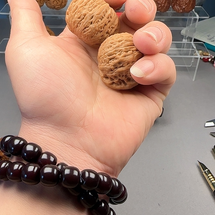 桃核把件银**智铁锤妹妹