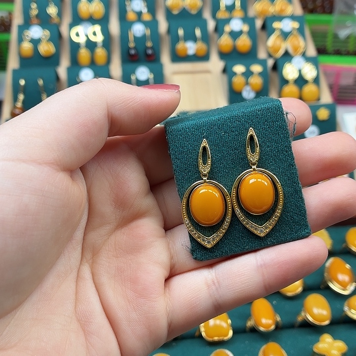 琥珀银S925镶嵌耳饰