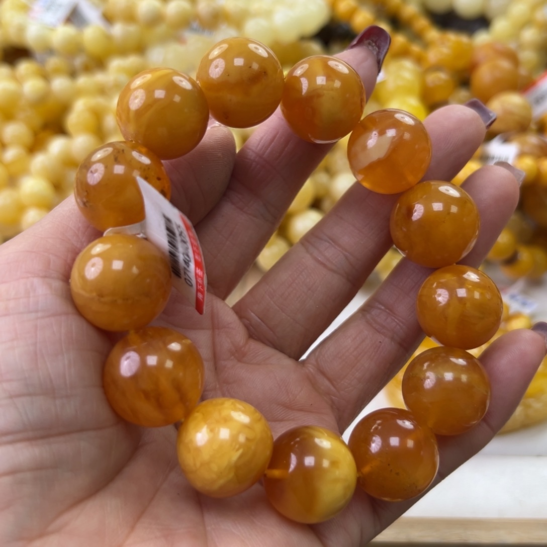 琥珀珠宝奇石未镶嵌