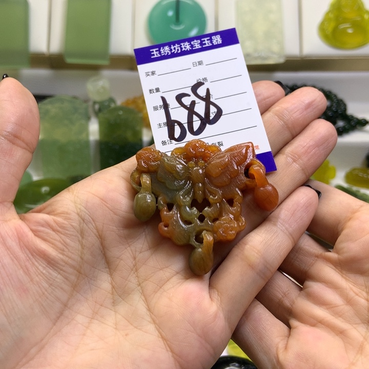 【闪购商品】未镶嵌蛇纹石玉颈饰