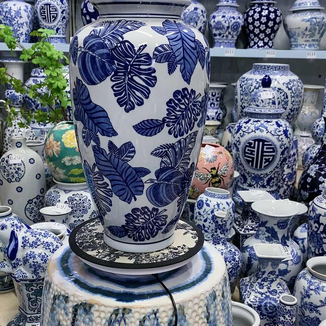 【闪购商品】摆件芭蕉叶萝卜瓶瓷器器…………………………